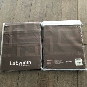 NWT Z Gallerie 2 Standard Pillow Shams Chocolate
